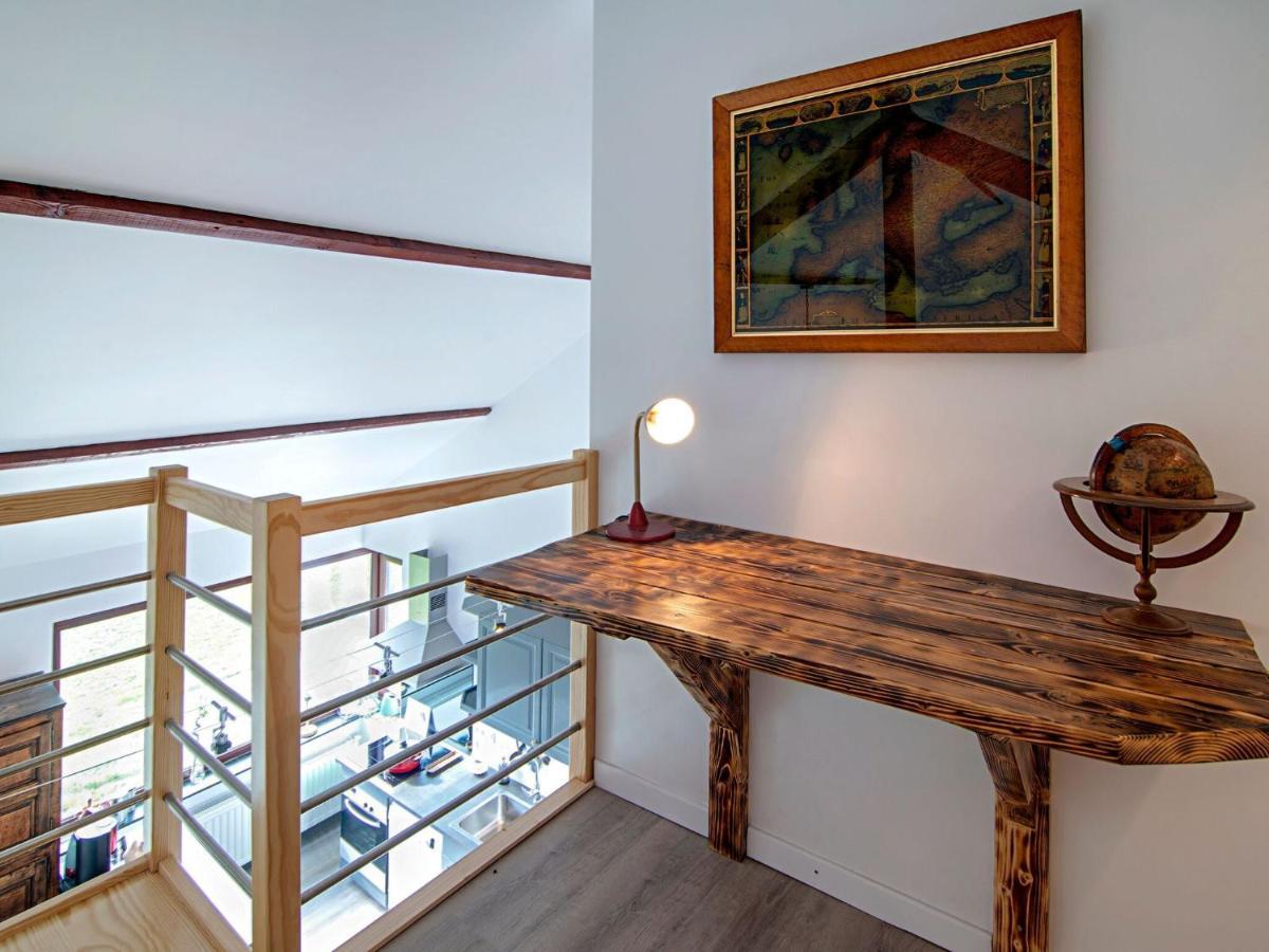 Beautiful And Spacious Holiday Home With P Tanque Court And Countryside Views Сом-Лёз Номер фото