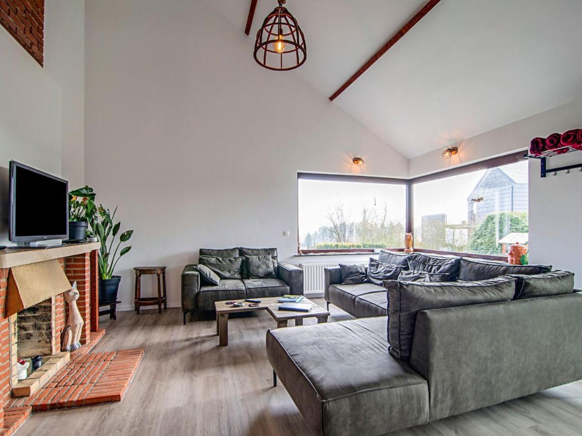 Beautiful And Spacious Holiday Home With P Tanque Court And Countryside Views Сом-Лёз Экстерьер фото